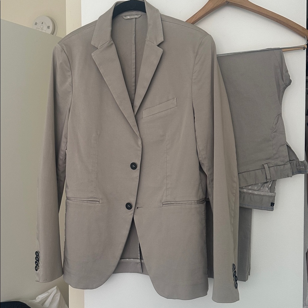 Sisley stretch cotton slim fit light gray suit